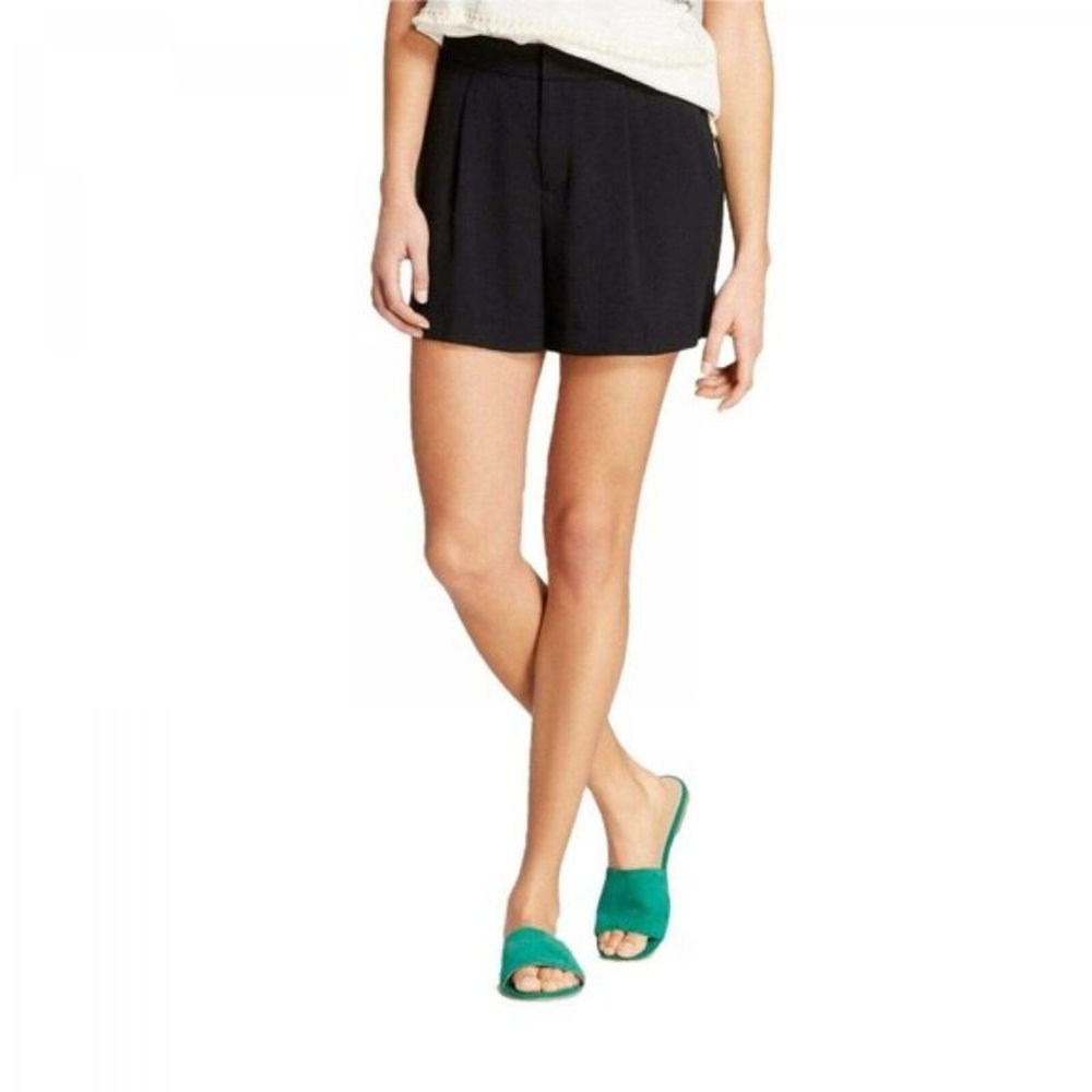 A New Day Women's 4-Inch Black Pleated Shorts